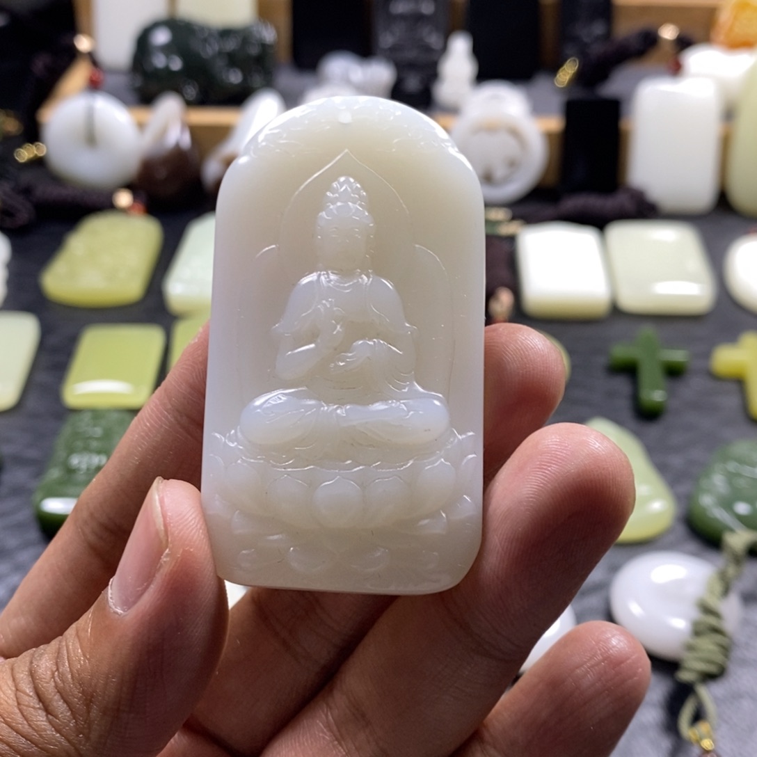 和田玉（青白玉）未镶嵌吊坠(赠链)