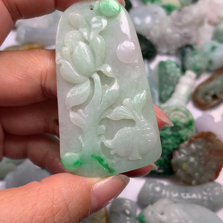 定制翡翠未镶嵌翡翠