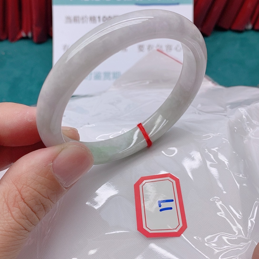 翡翠手镯未镶嵌跳*鱼17777777