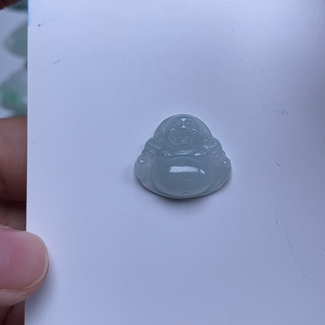 翡翠未镶嵌颈饰佛公