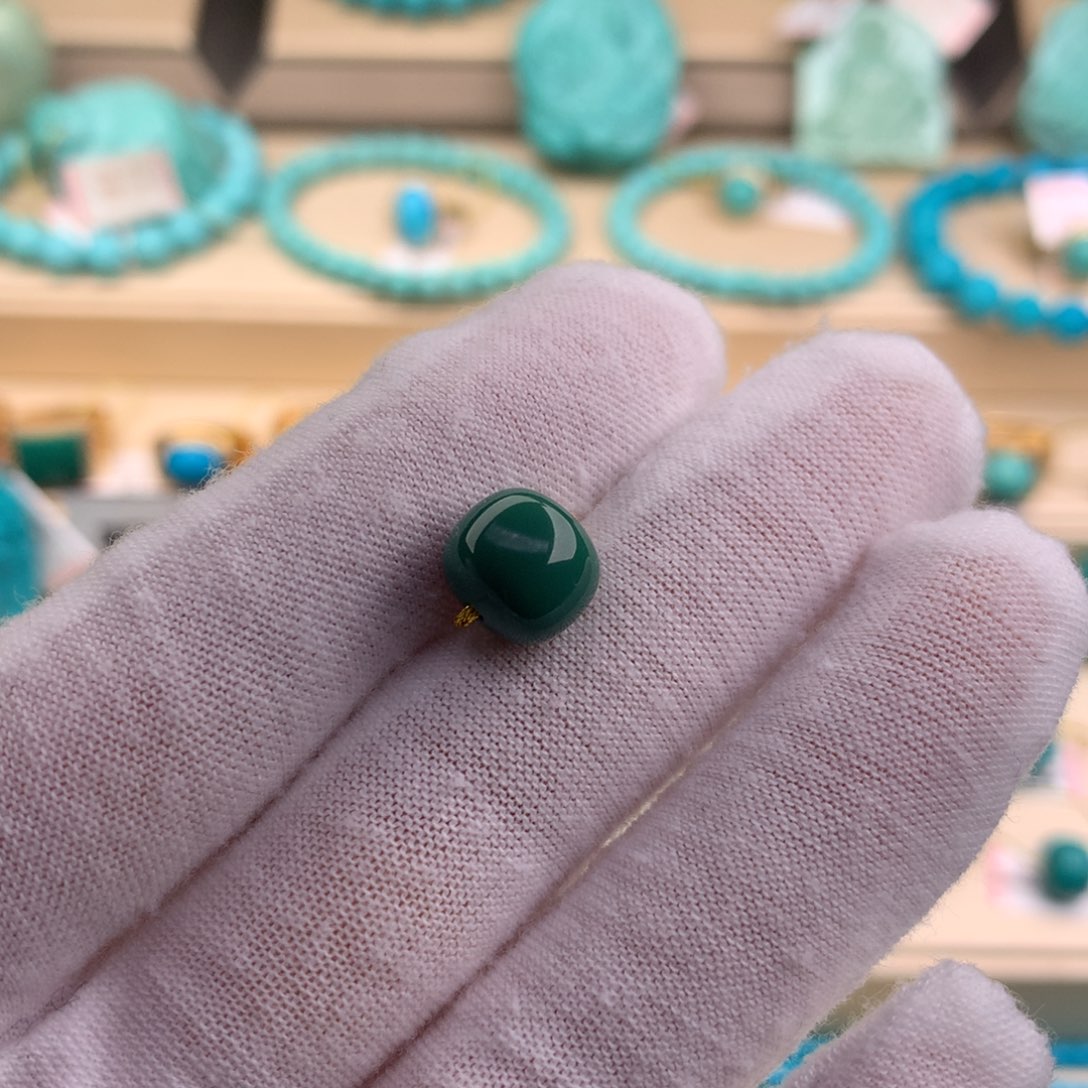 绿松石珠宝奇石未镶嵌9.6*8.5mm