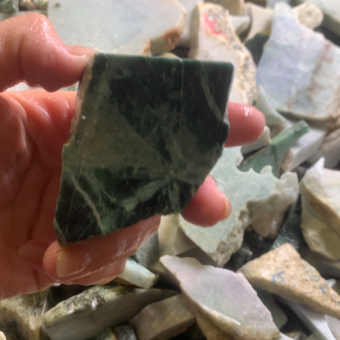 翡翠颈饰未镶嵌缅甸翡翠