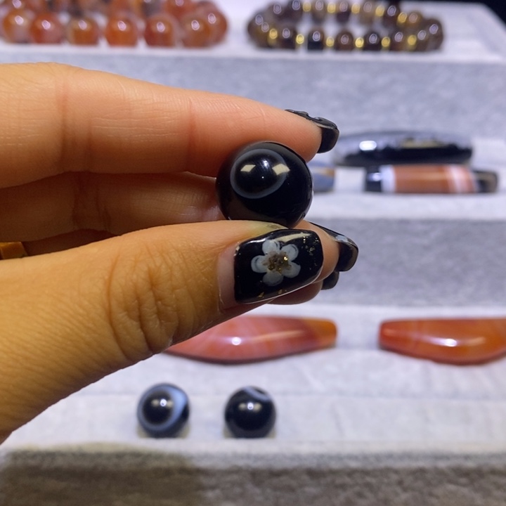 玛瑙/玉髓未镶嵌颈饰