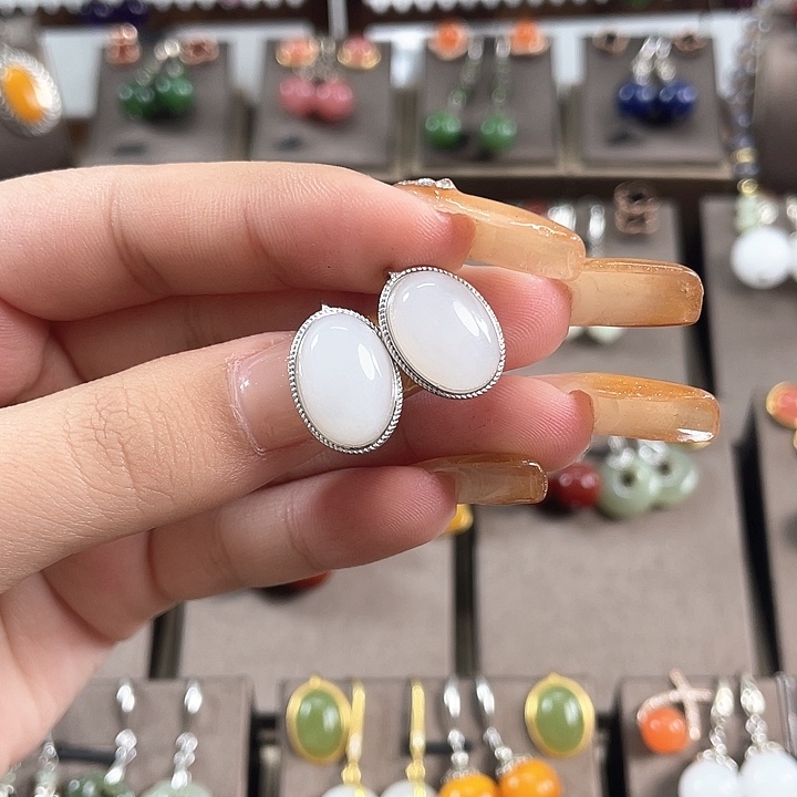 和田玉耳饰银S925镶嵌白玉