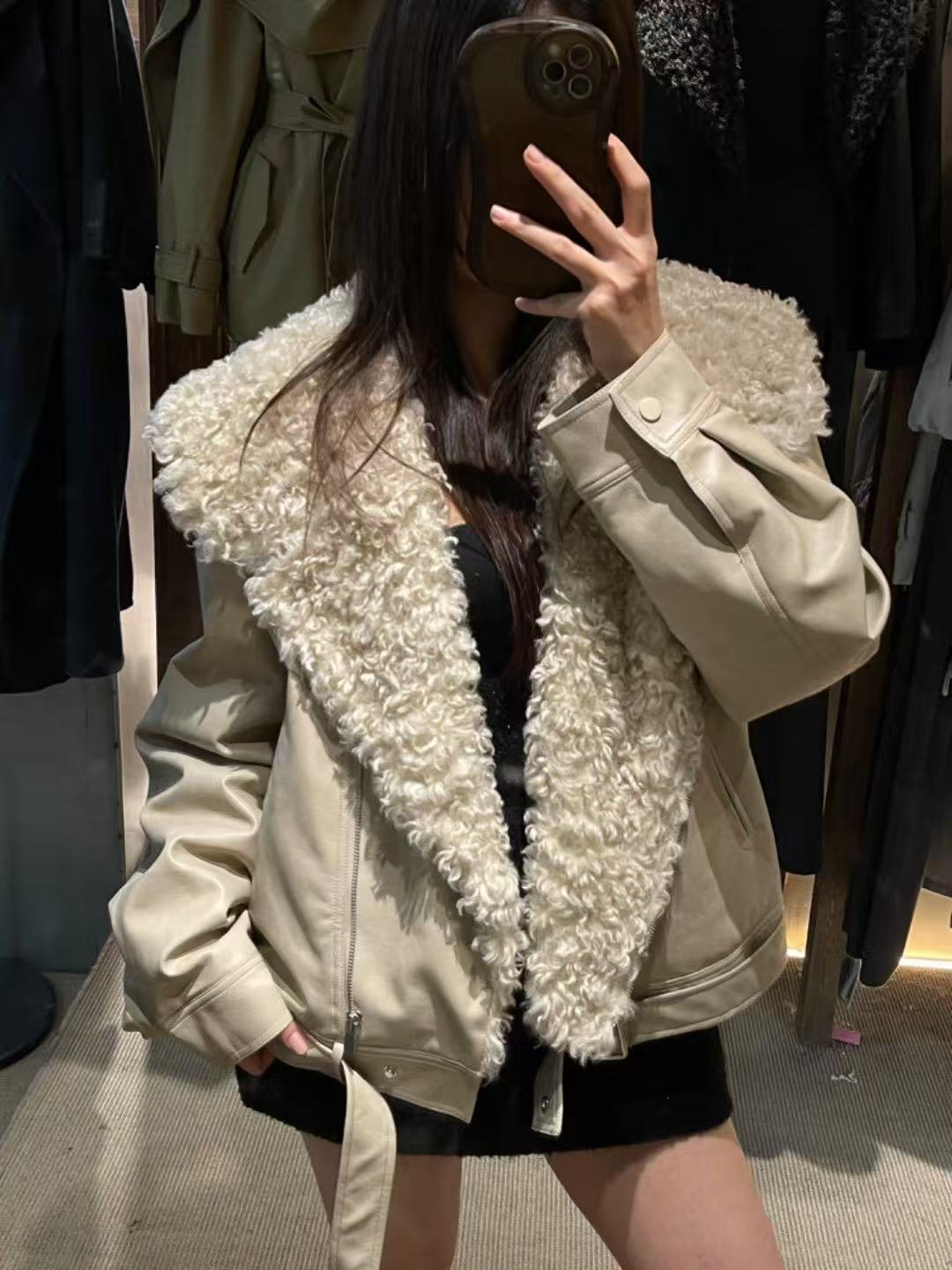 【冯七七】韩系新款大翻领皮衣yuyu