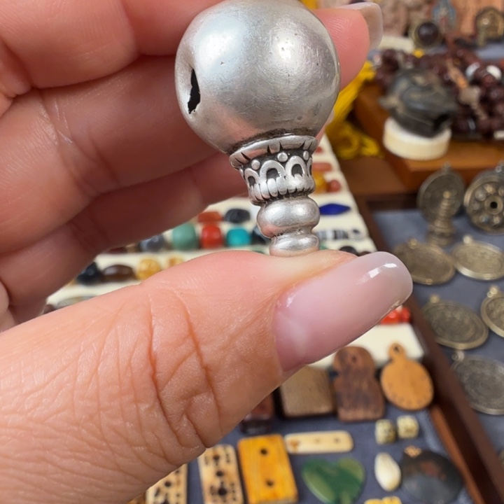 金属材质三通一个
