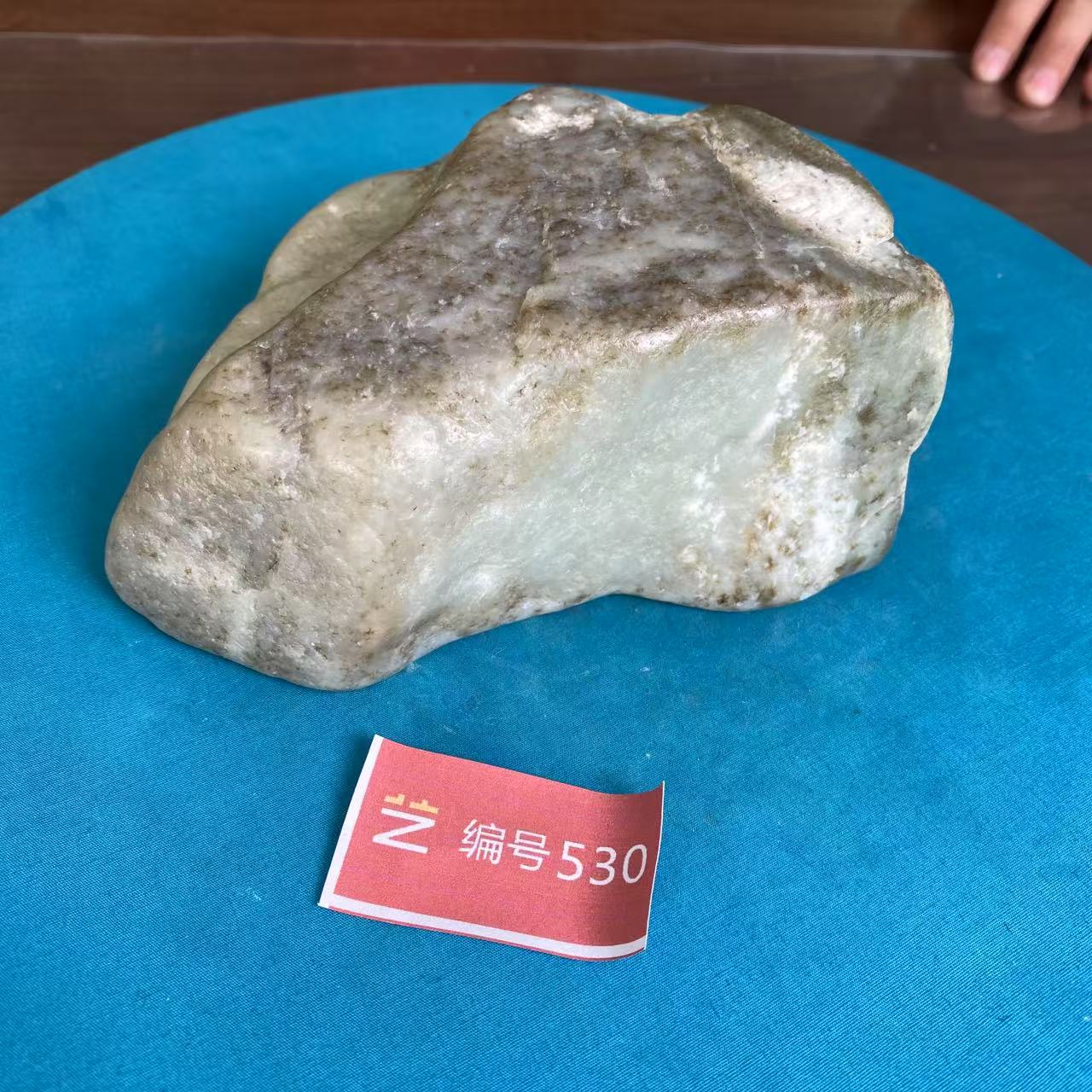 现货新疆玉料原石发一件编号530