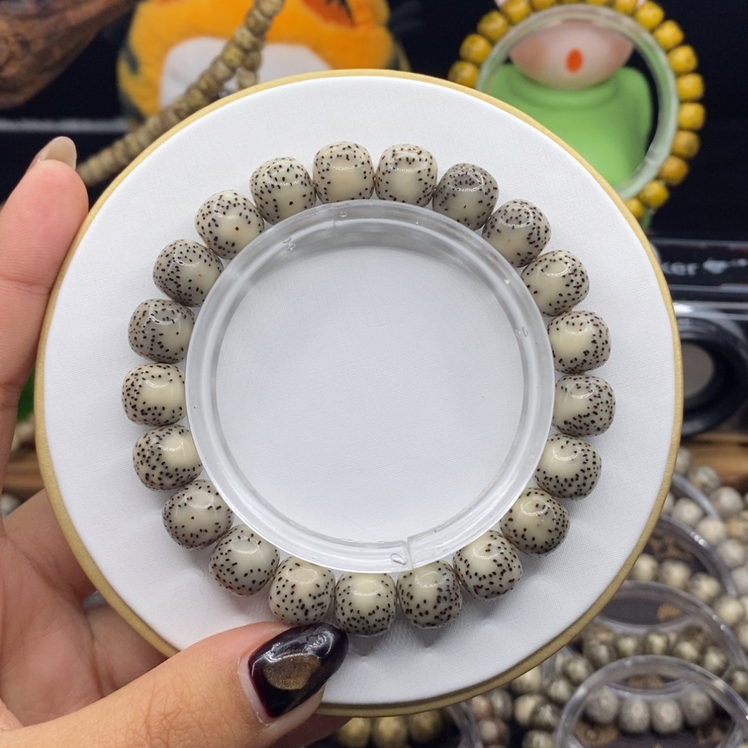 星月菩提手串骨瓷白双留白11✖️10同枝果