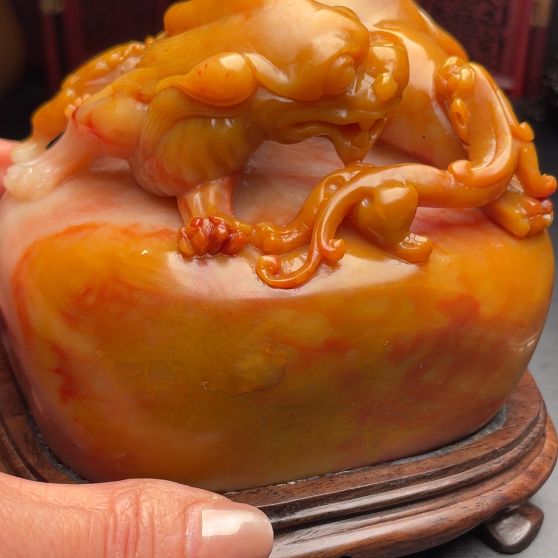 金***花田黄石田黄石手把件摆件