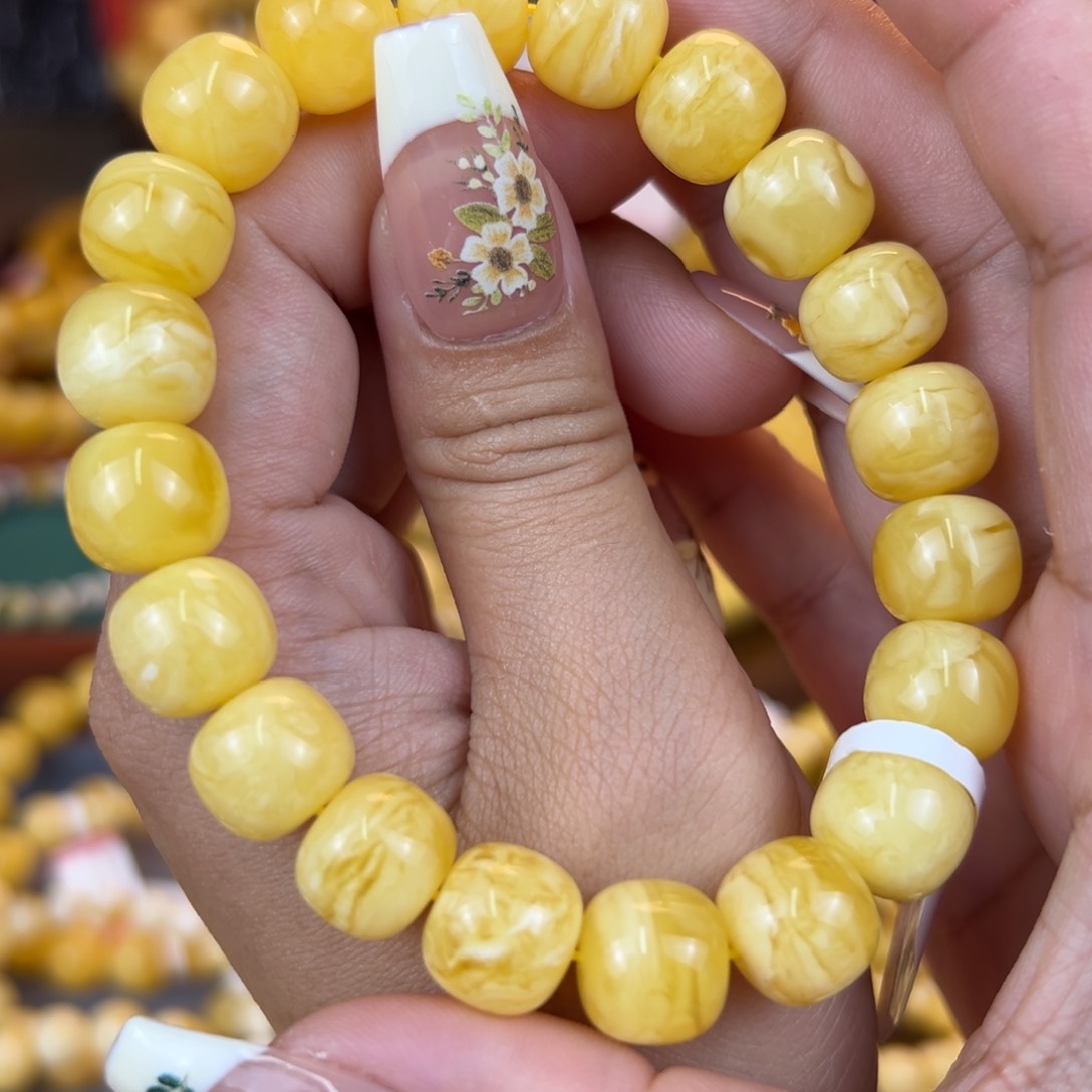 琥珀裸石未镶嵌kknnnnjjjnn