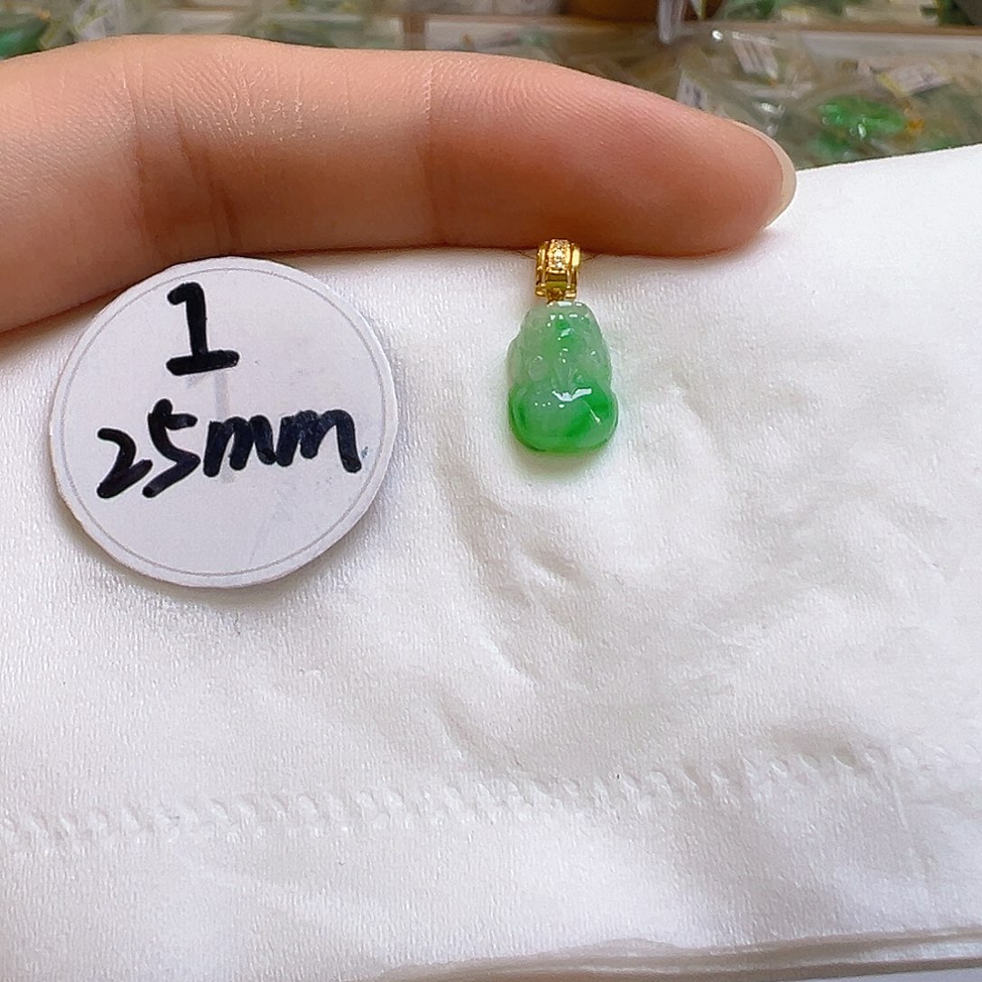 翡翠吊坠(不含链)18K金镶嵌翡翠