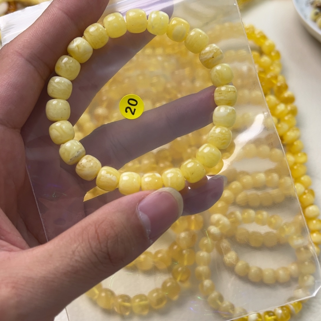 琥珀未镶嵌珠宝奇石