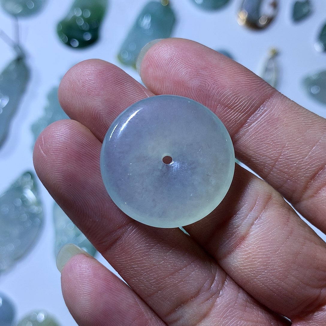 定制翡翠未镶嵌翡翠