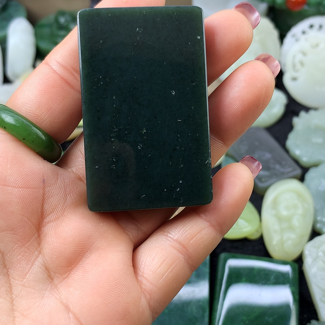 和田玉（糖玉）未镶嵌珠宝半成品