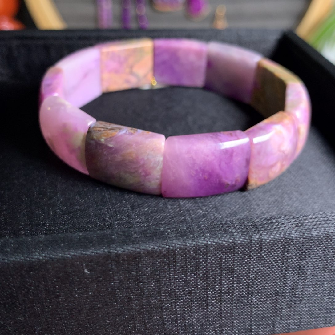 苏纪石（舒俱来）未镶嵌天然舒俱来