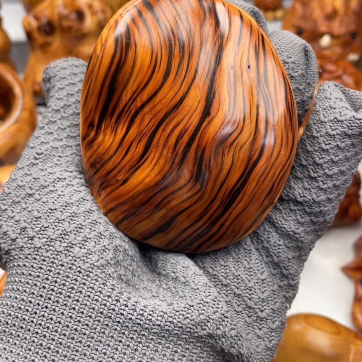 木太行黑金虎皮纹高货把件鉴赏期48小时