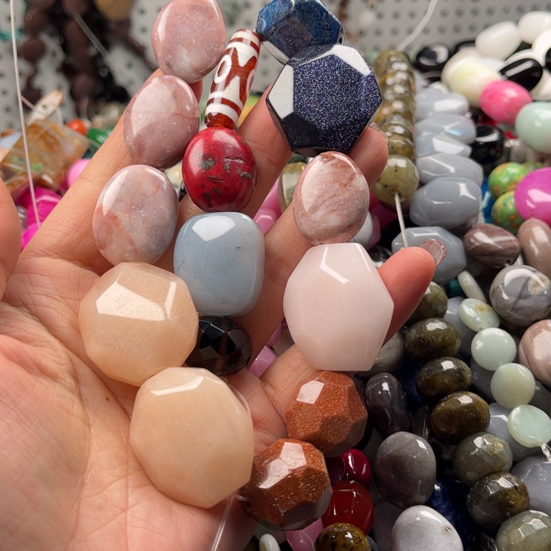 石英质玉珠宝奇石未镶嵌图