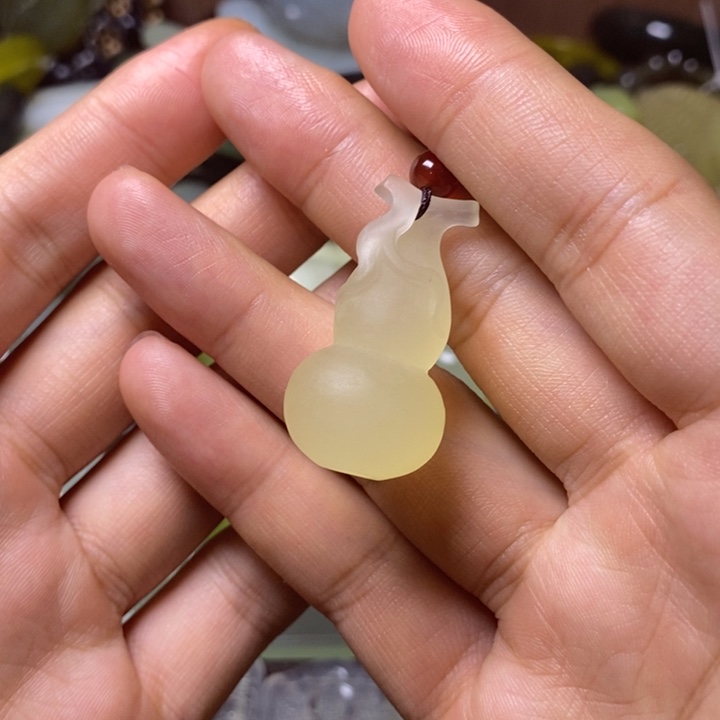 岫玉岫玉颈饰未镶嵌