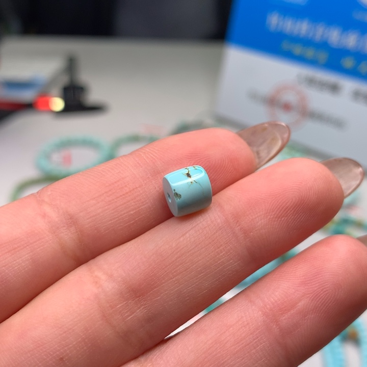 绿松石配饰未镶嵌