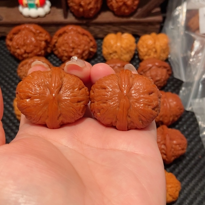 文玩核桃把件38.5尺寸元宝1367