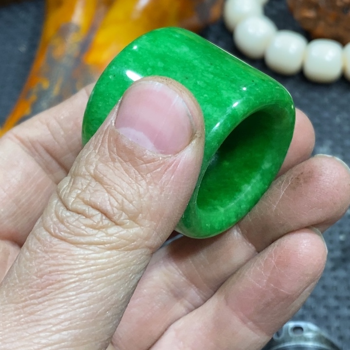 滴血莲花菩提吊坠