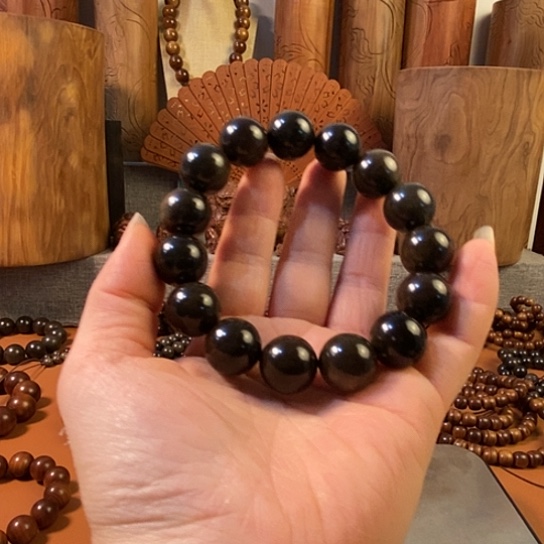 老山檀香老山檀香1.5阴沉