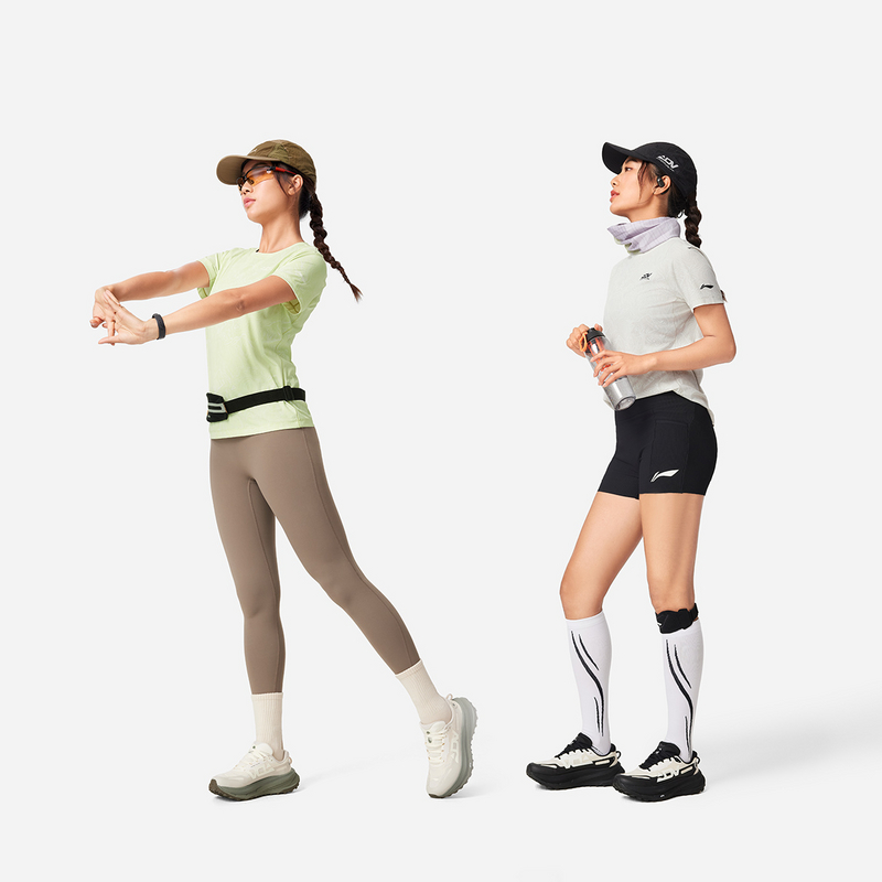 【2025新品】李宁跑步系列女子反光抗菌速干凉爽短袖T恤ATSV372