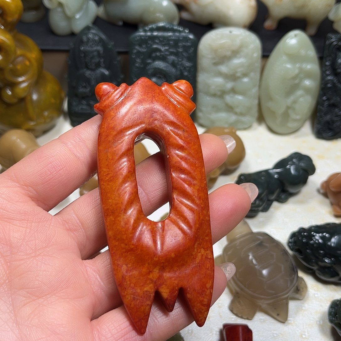 白玉菩提吊坠白玉菩提吊坠