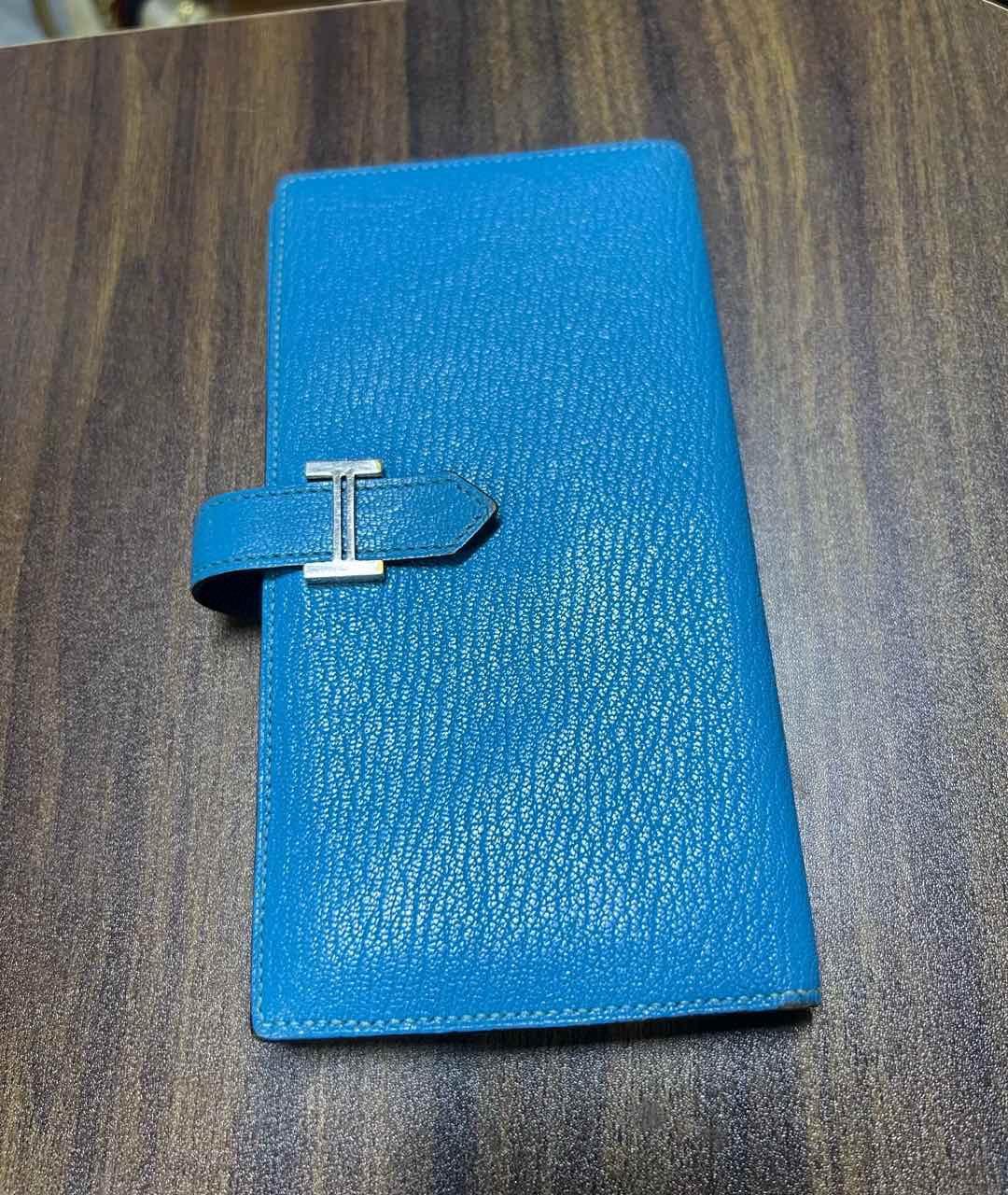 95新 爱马仕钱包 15807