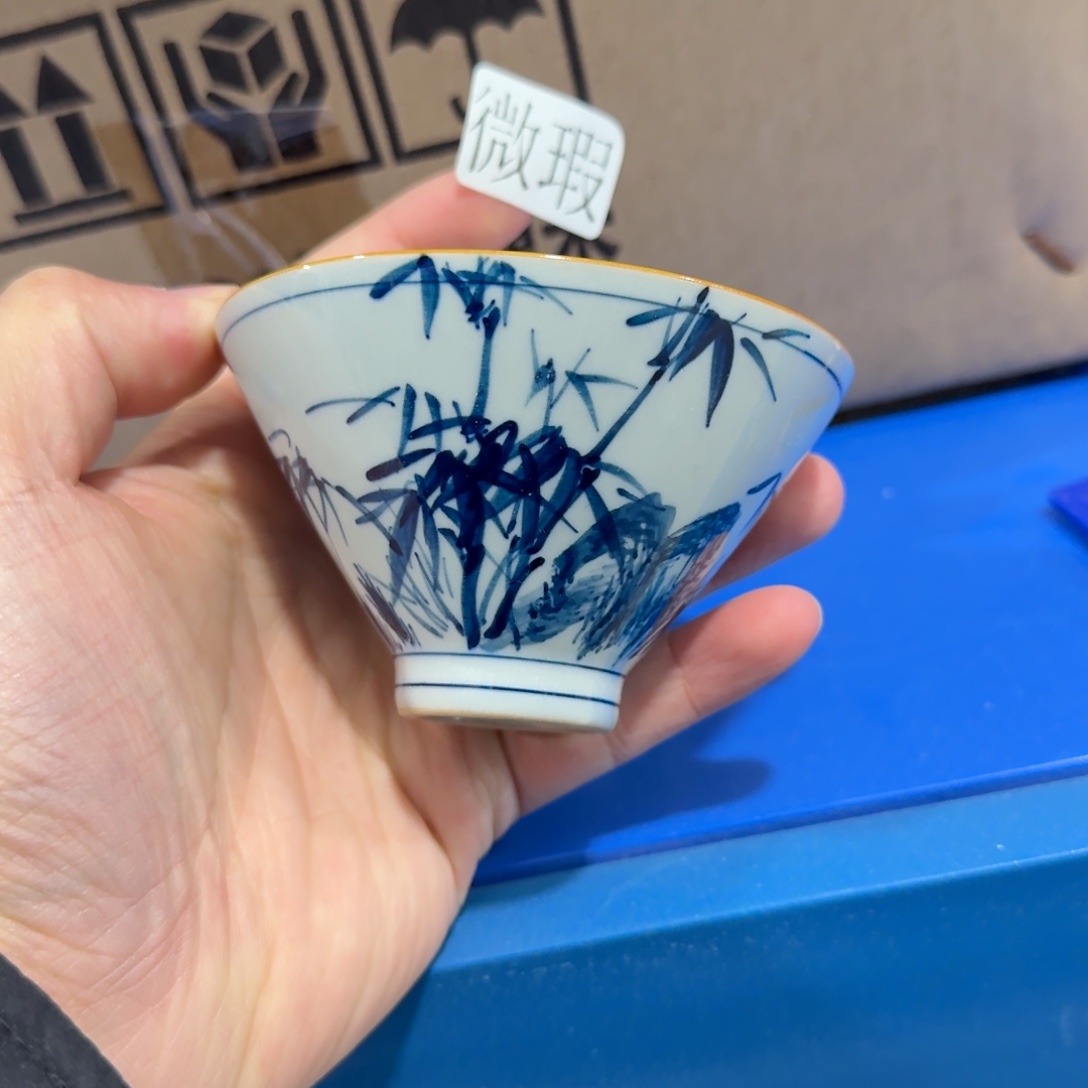 釉下手绘茶具微瑕