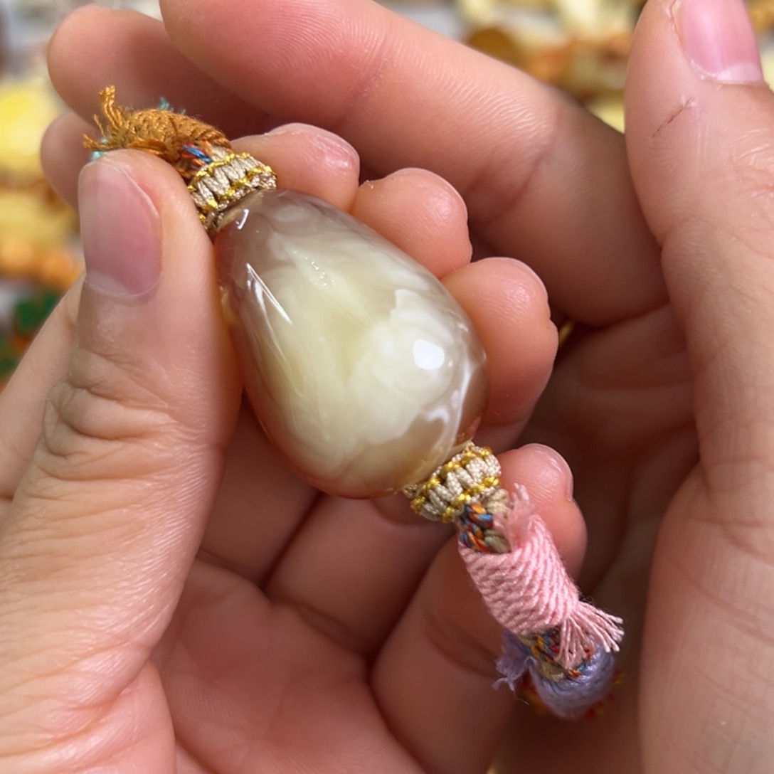 琥珀裸石未镶嵌蜜蜡