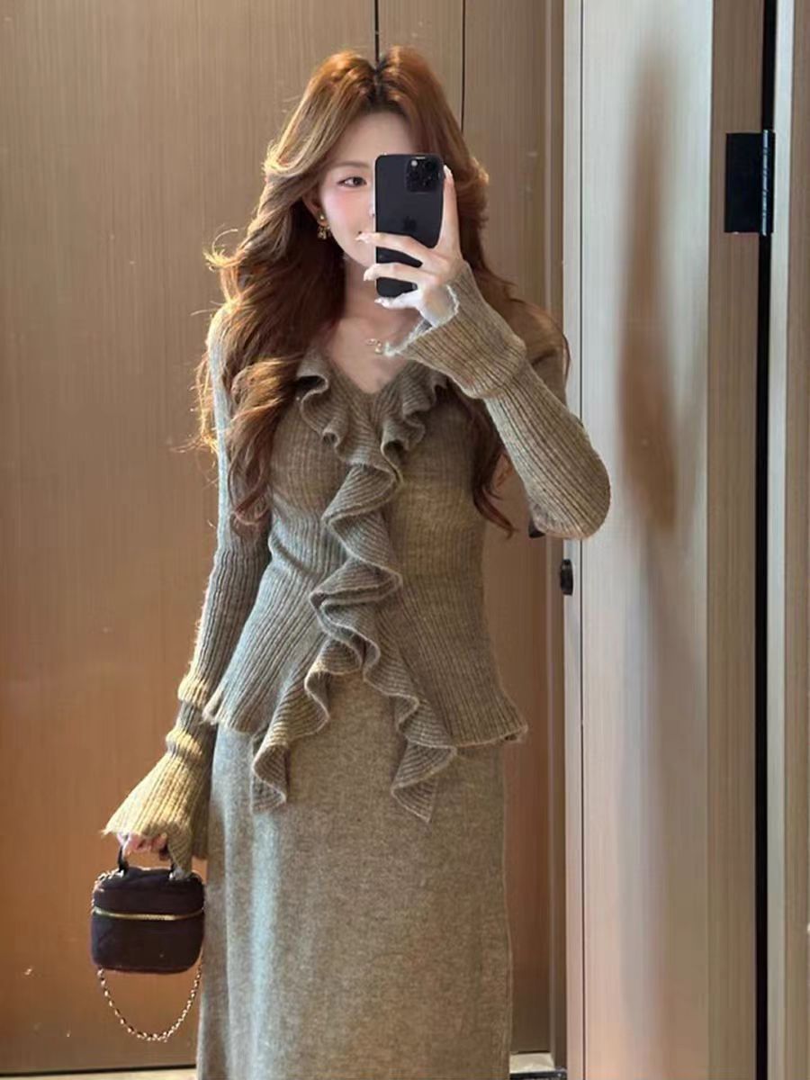 法式轻熟风花边针织套装裙女25年秋冬新款修身显瘦开衫长裙两件套