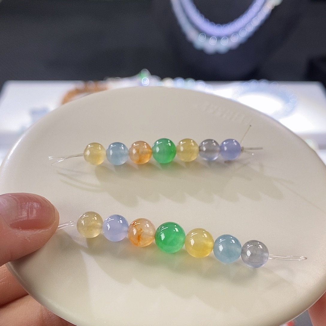 翡翠挂件未镶嵌二选一