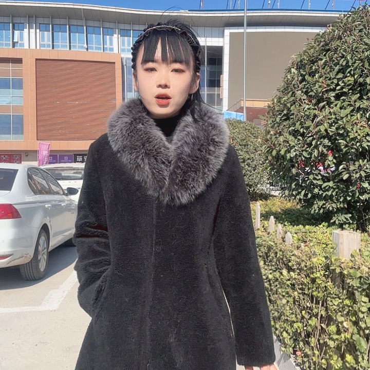 山羊毛米兜888888888885元