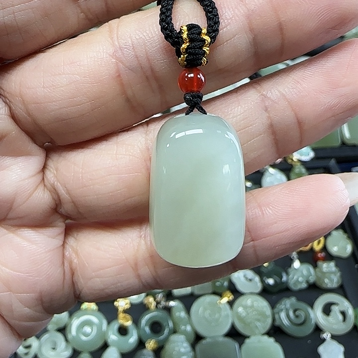 和田玉吊坠(不含链)未镶嵌