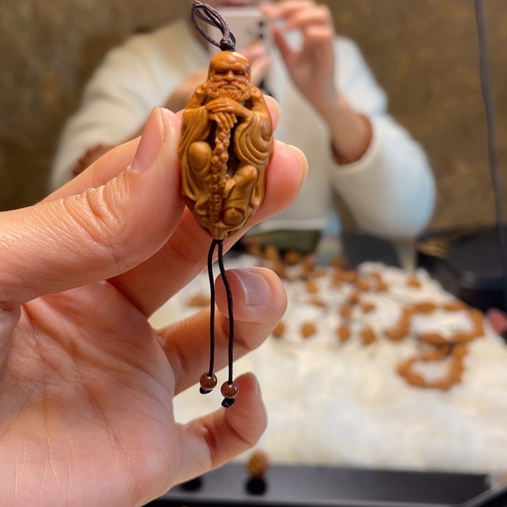 橄榄核吊坠橄榄核