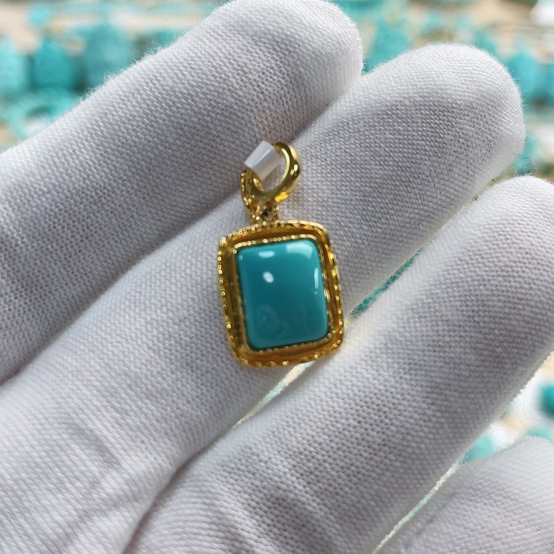 绿松石珠宝奇石18K金镶嵌