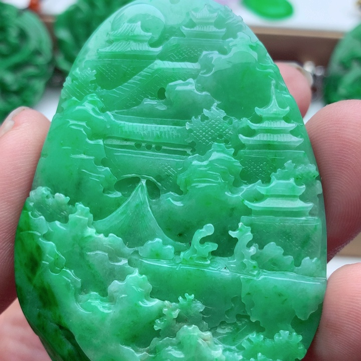 翡翠未镶嵌吊坠(不含链)