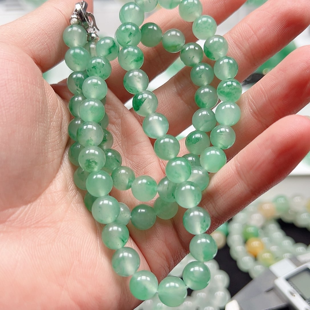 石英质玉项链未镶嵌