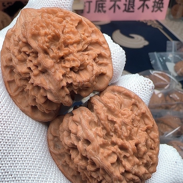 文玩核桃吊坠全品满天星42