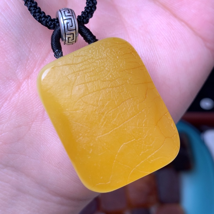 原皮留皮切牌吊坠