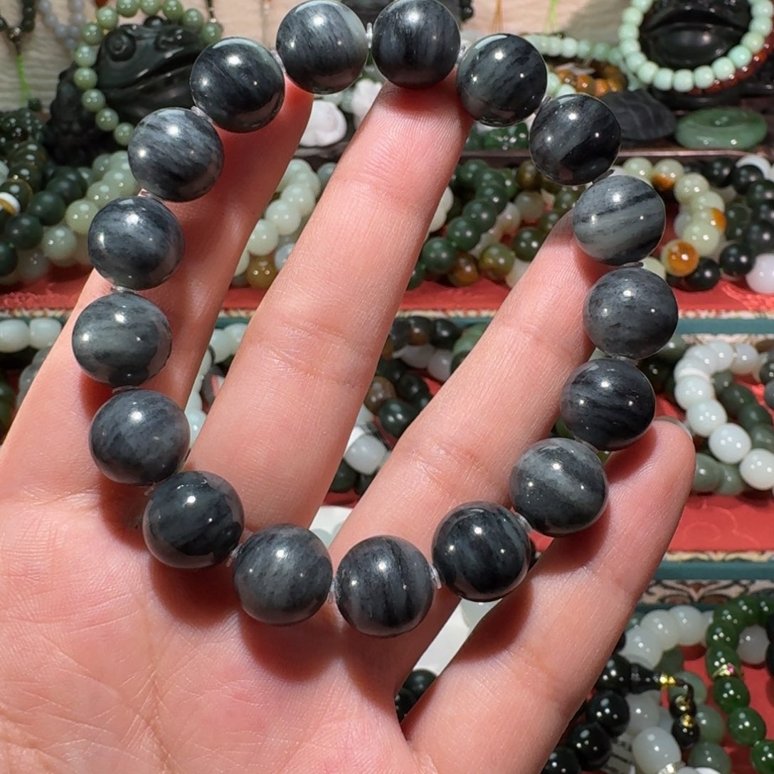 锋***Y和田玉未镶嵌手链