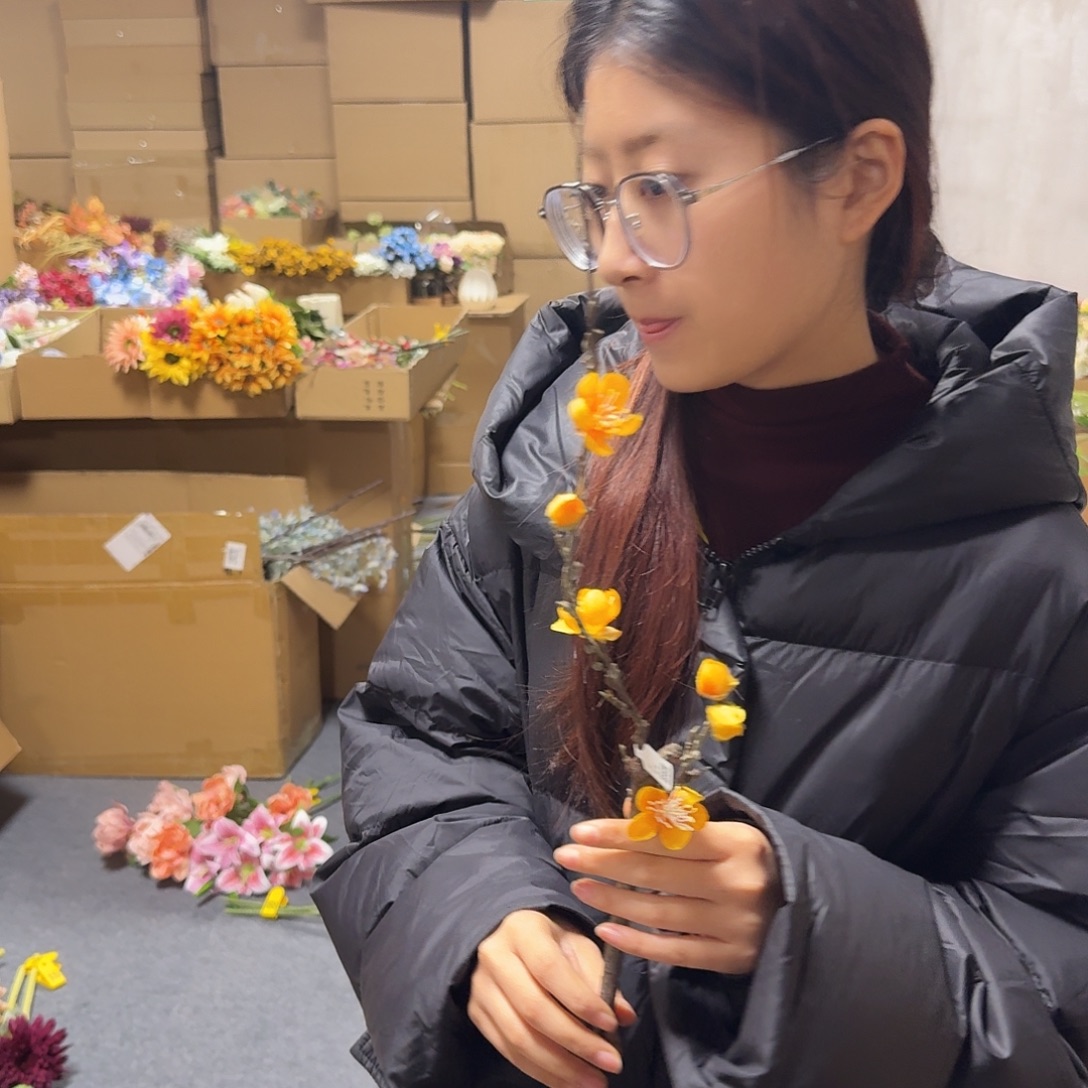 H***u腊梅1支黄色号「闪购」仿真花，公主请下单