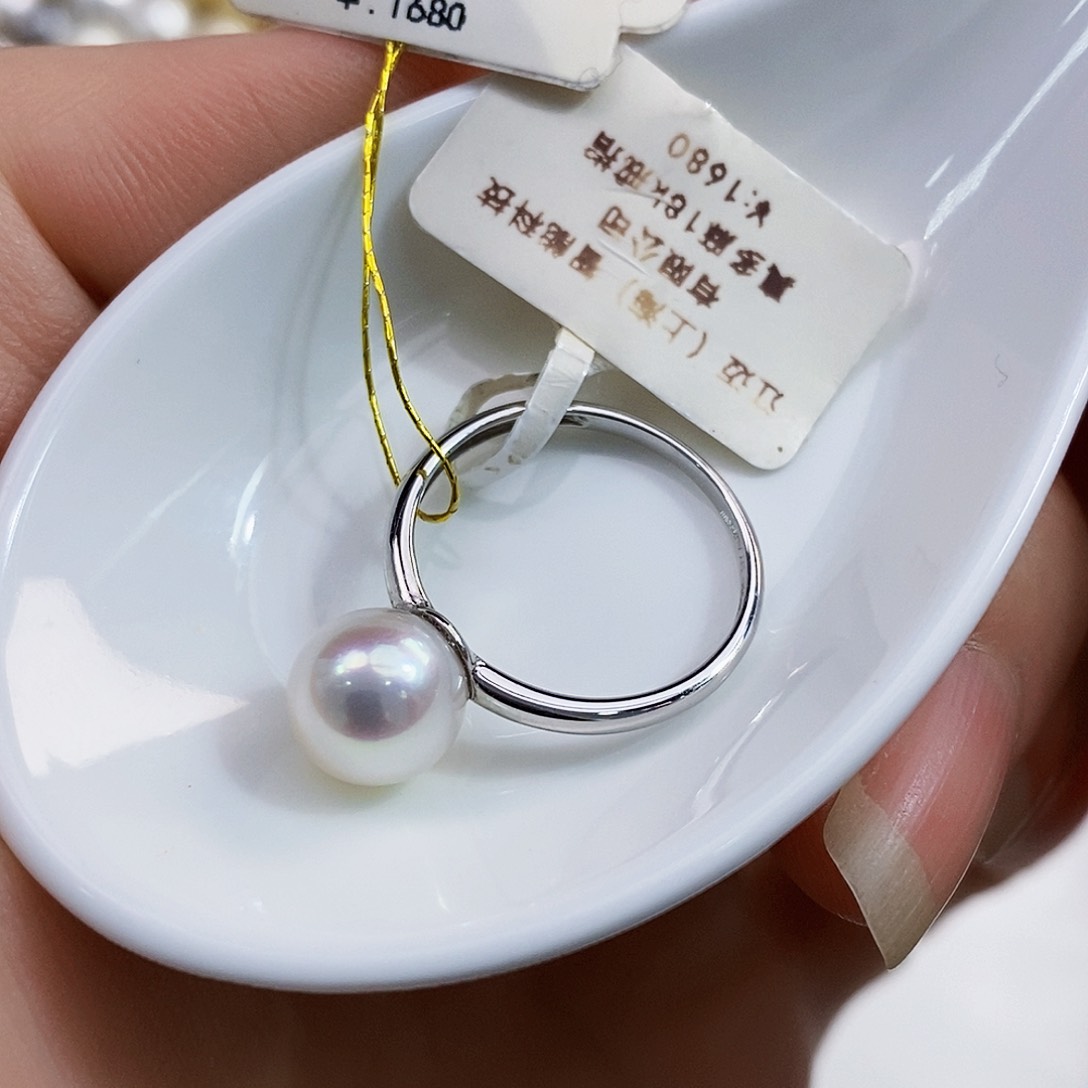 18K金镶嵌去年老价格18k金akoya正圆8.5海水珍珠