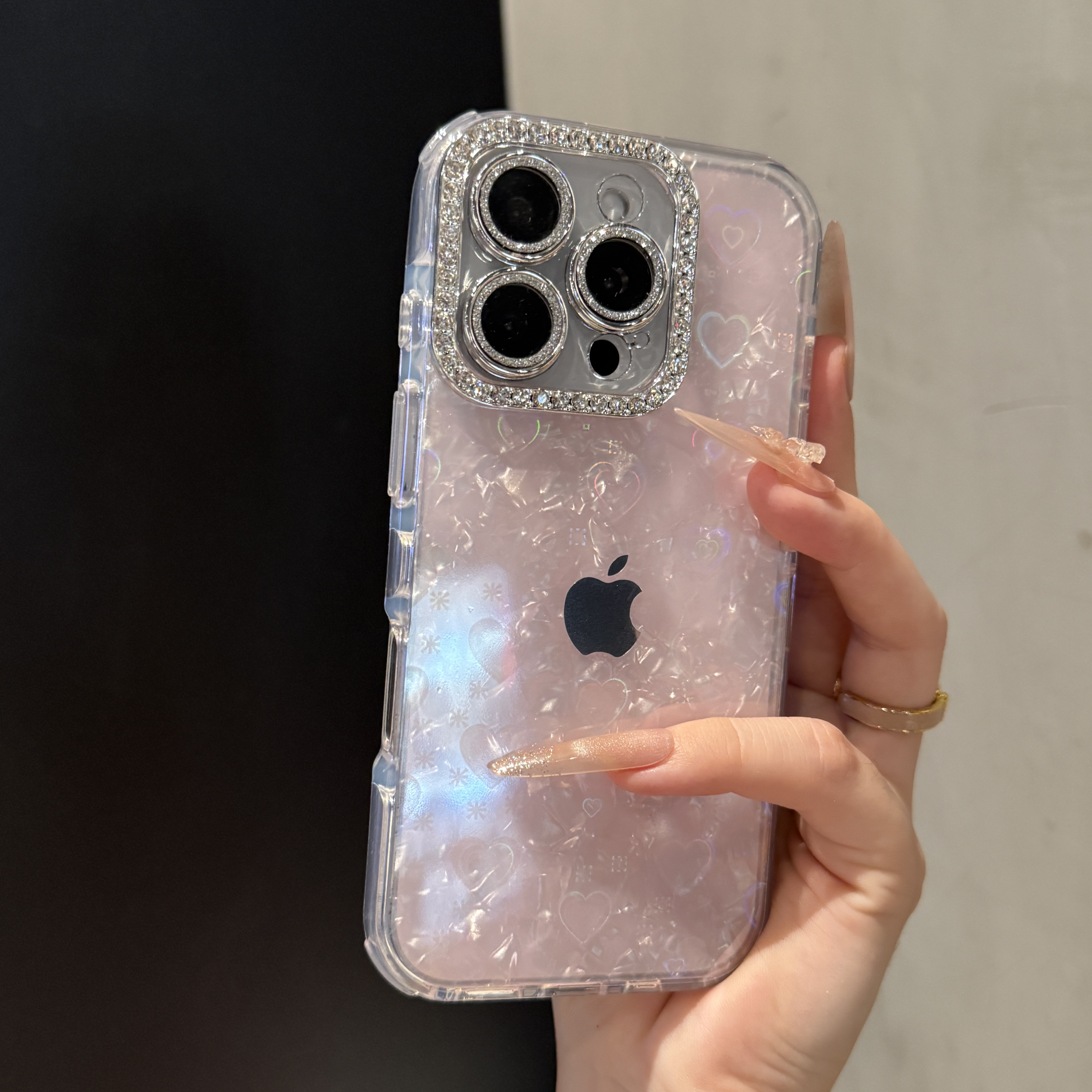 高级感爱心贝壳纹适用苹果16promax手机壳iPhone15新款14/13/12女