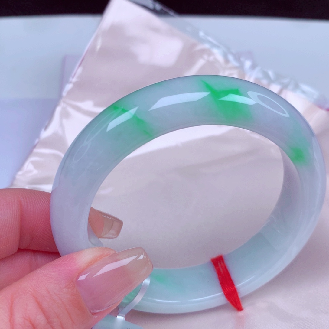 翡翠未镶嵌手镯手镯