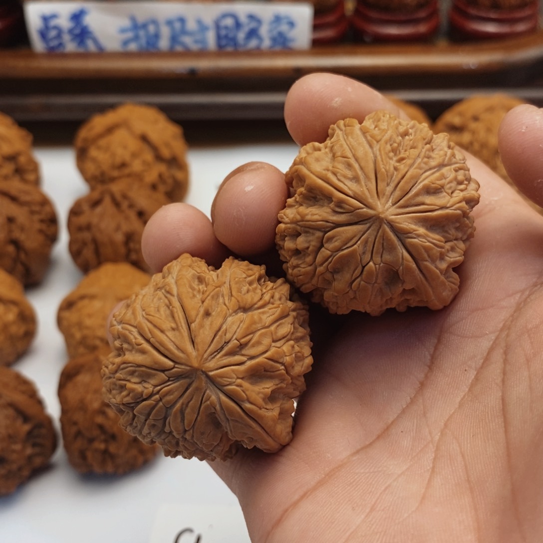 文玩核桃把件42尺暴雪一帆风顺 9