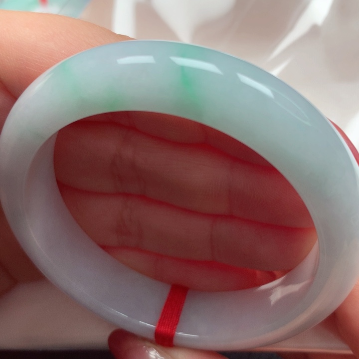 翡翠手镯未镶嵌白底青42