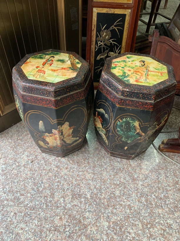 手绘人物八角花鼓桶一对鼓凳