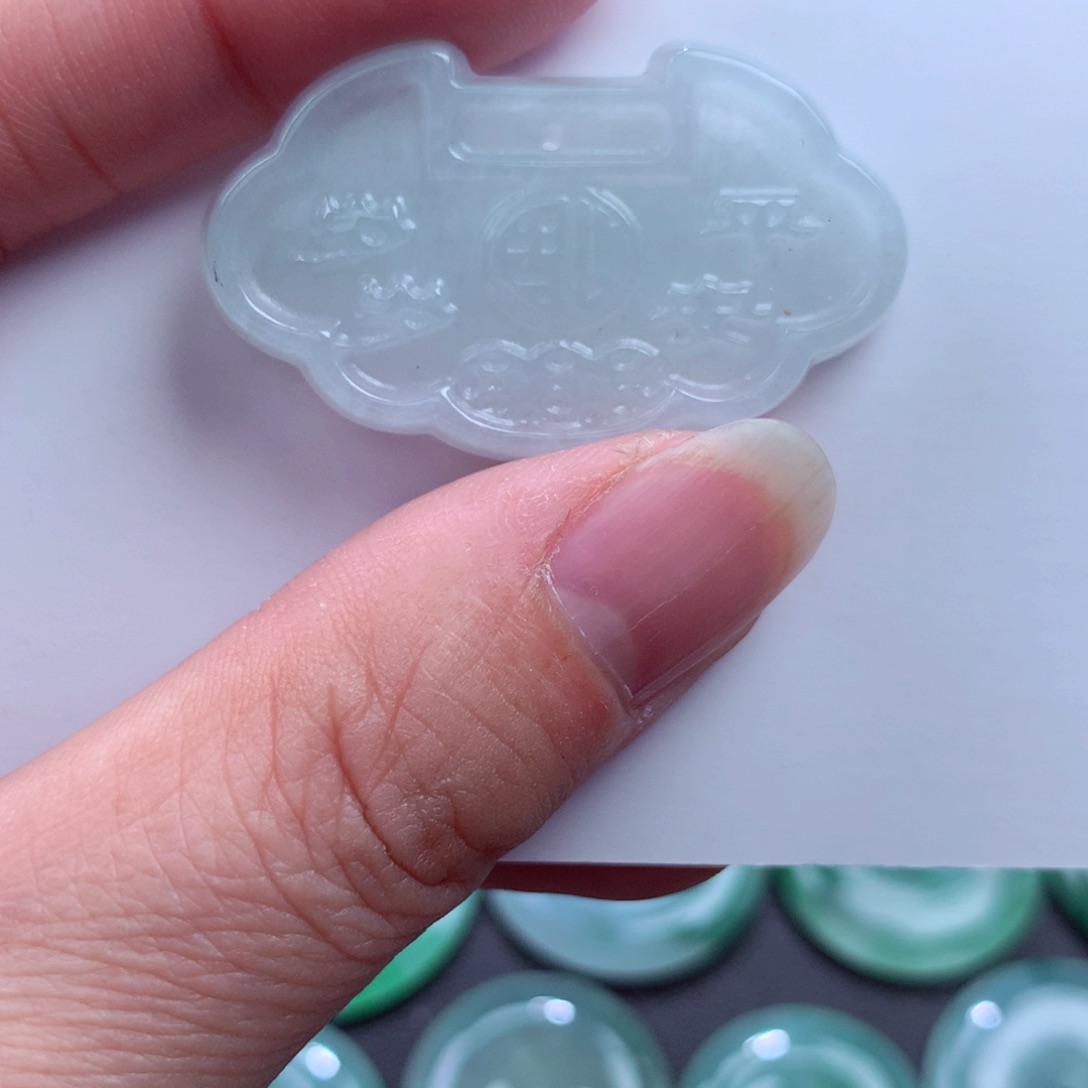 翡翠吊坠(不含链)未镶嵌